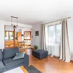 Holiday home Mit Garten *
