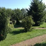 Mit Garten שצ'צ'ין